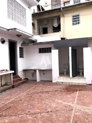 Imagem Casa Comercial para locação com 5 dormitórios e 8 vagas no bairro do Marapé em Santos/SP