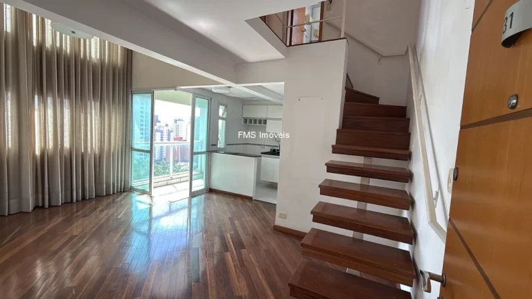 Imagem Apartamento Duplex para locação em Moema, com 2 quartos, 1 sala, 2 vagas.
