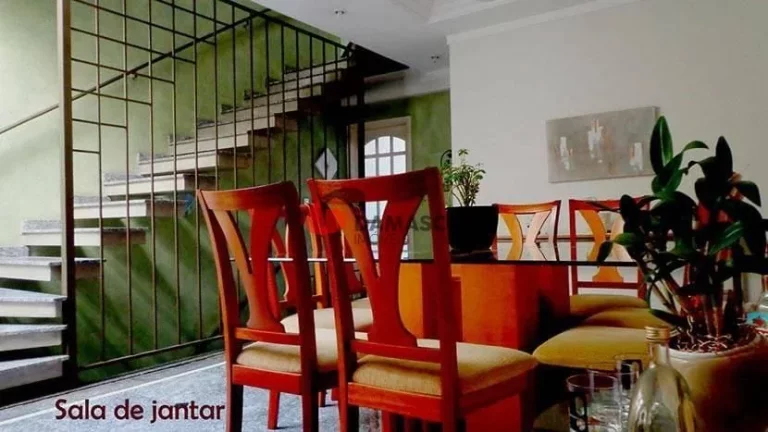 Imagem Sobrado à venda 3 Quartos, 3 Suites, 4 Vagas, Osvaldo Cruz, São Caetano do Sul - SP