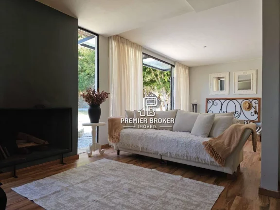 Imagem Casa à venda, 270 m² por R$ 1.500.000,00 - Parque do Imbui - Teresópolis/RJ