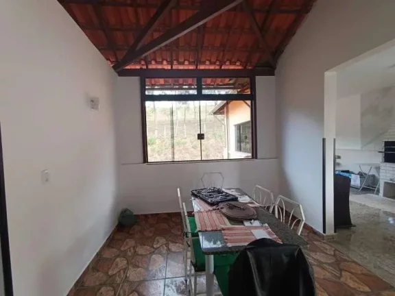 Imagem Casa Aconchegante com 3 Dormitórios e Área Gourmet