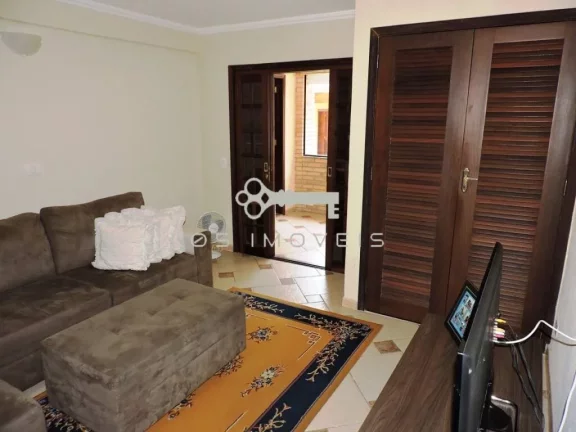 Imagem Espaçosa casa na Chácara Vale do Rio Cotia - Fazendinha - Granja Viana