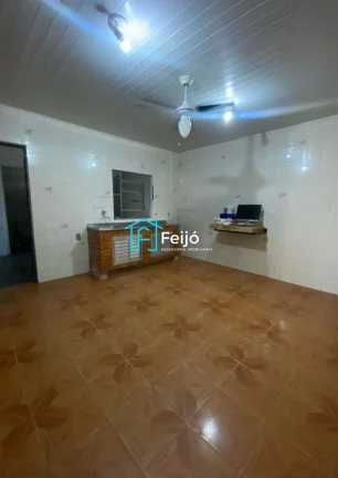 Imagem Casa 3 dormitórios com pátio e garagem - Restinga Nova