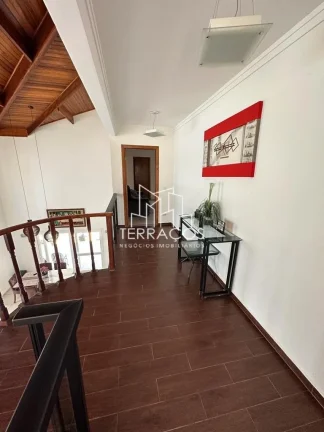 Imagem CASA EM CONDOMÍNIO COM MOVEIS PLANEJADOS E COM VISTA PARA "PEDRA GRANDE" EM ATIBAIA.