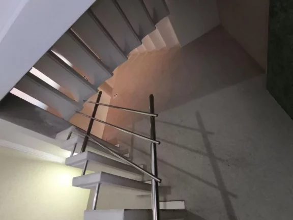 Imagem Sobrado com 3 dormitórios à venda, 375 m² por R$ 695.000,00 - Vila Jurema - Ferraz de Vasconcelos/SP