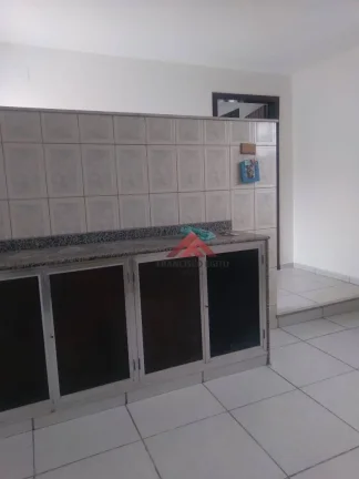 Imagem Sobrado com 3 dormitórios à venda, 135 m² por R$ 300.000,00 - Mutuá - São Gonçalo/RJ