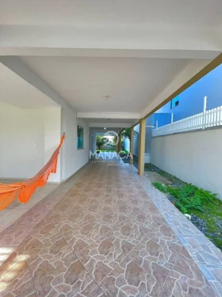 Imagem Sobrado 01 suite e 04 dormitorios prox praia Tabuleiro em Barra Velha - SC