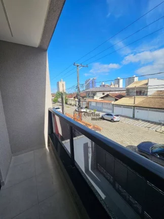 Imagem Sobrado com 3 dormitórios à venda, 100 m² por R$ 570.000,00 - Maracanã - Praia Grande/SP