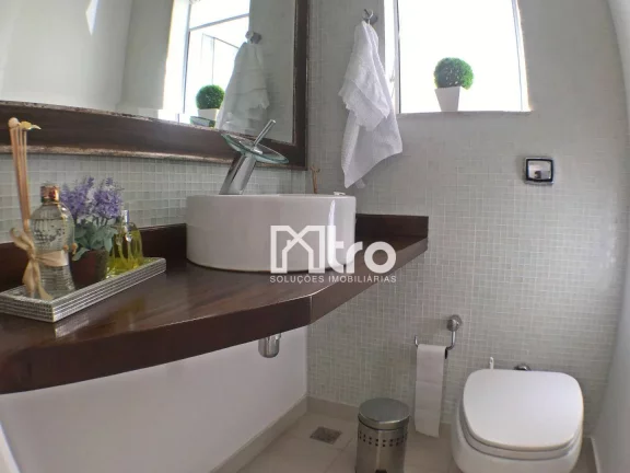 Imagem Casa com 4 dormitórios à venda, 337 m² por R$ 2.650.000,00 - Pinheirinho - Itajubá/MG