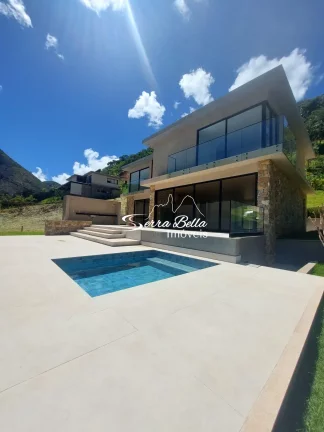 Imagem Casa Alto Padrão em Corrêas, Petrópolis/RJ
