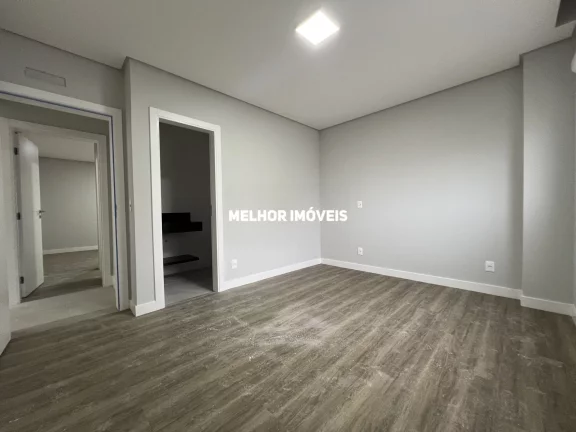 Imagem Locação Anual Apartamento Alto Padrão com churrasqueira á carvão e uma linda vista em Balneário Camboriú