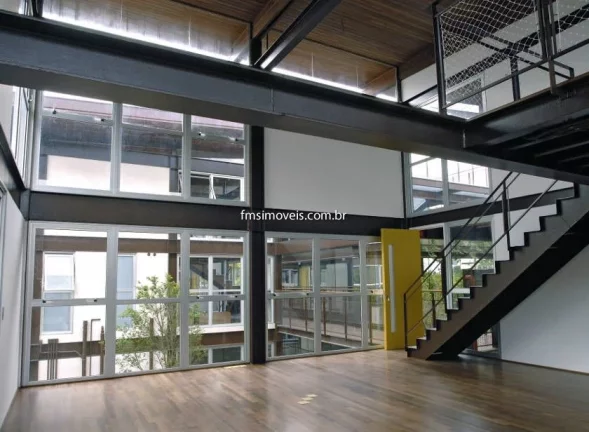Imagem Conjunto comercial com 143m2 na Vila Madalena.