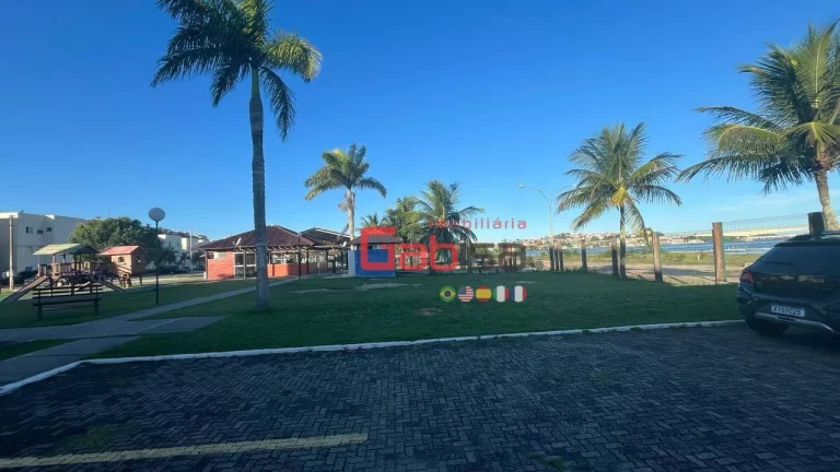 Imagem Apartamento com 2 dormitórios à venda, 75 m² por R$ 230.000,00 - Baixo Grande - São Pedro da Aldeia/RJ