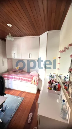 Imagem LINDO SOBRADO COM 254,25 M², 03 QUARTOS, 01 SUITE, 02 QUARTOS COM SACADA -04 BANHEIROS , 04 VAGAS VILA DAYSI-SBC