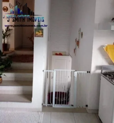 Imagem CASA 3 DORMS (1SUÍTES) 3 VAGAS, EM CONDOMÍNIO FECHADO COM LAZER DE CLUBE.

Sobrado com ótimos esp...