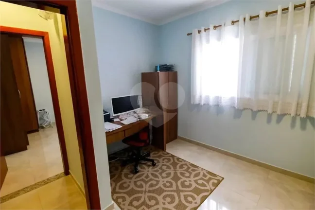 Imagem Sobrado à venda com 4 quartos, sendo 1 suíte, em Vila Sônia, São Paulo - SP