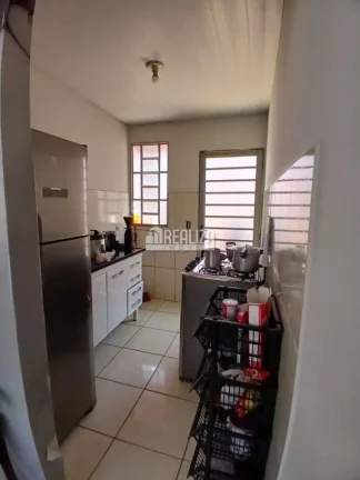 Imagem Casa de 2 Dormitórios no bairro Residencial Rio de Janeiro - Uberaba