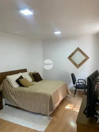 Imagem Casa à venda no São Lourenço em Curitiba