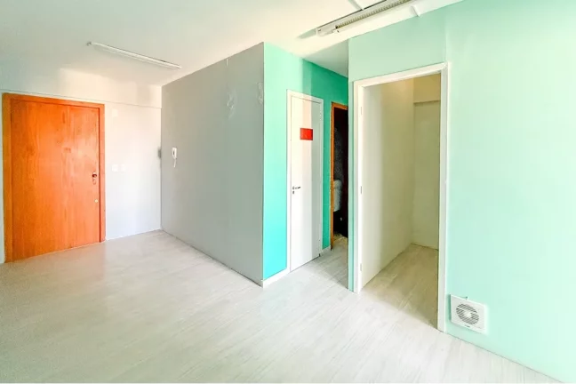Imagem CQDJ 121 Sala 612651052-72 - Sala à venda no bairro Centro - Canoas/RS