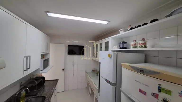 Imagem Apartamento de luxo com vista mar e 4 quartos na Pituba, Salvador-BA: 3 suítes, 3 salas, 4 banheiros, 2 vagas de garagem!