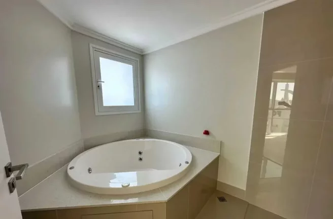 Imagem Apartamento Duplex Vista Mar com 4 suítes e 3 vagas de garagem em Balneário Camboriú-SC