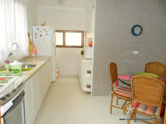 Imagem Praia da Enseada - Apartamento reformado - 02 vagas - Lazer.