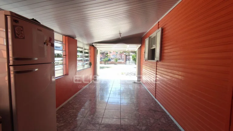Imagem Casa Mista c/ quiosque e piscina