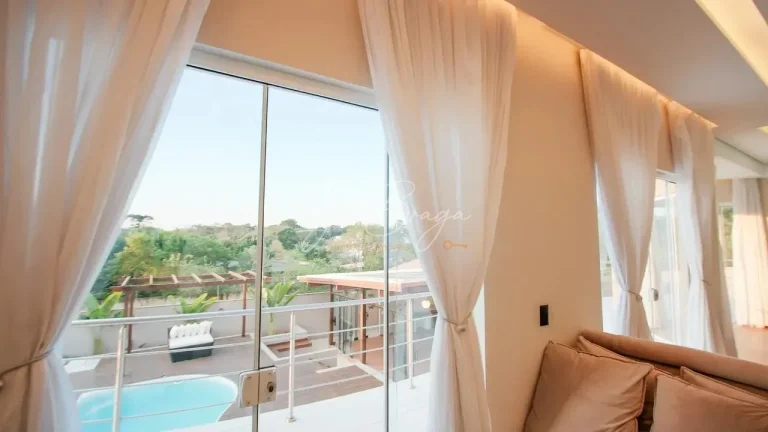 Imagem Casa à venda no bairro Butiatuvinha em Curitiba/PR