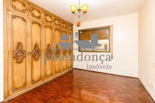 Imagem Apartamento em Higienópolis com 240m², 04 suítes e 04 vagas.