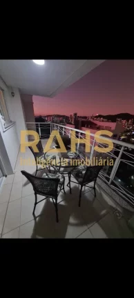 Imagem Apartamento em região Privilegiada, com sacada e vista livre para cidade. Possui 138m² de área pr...