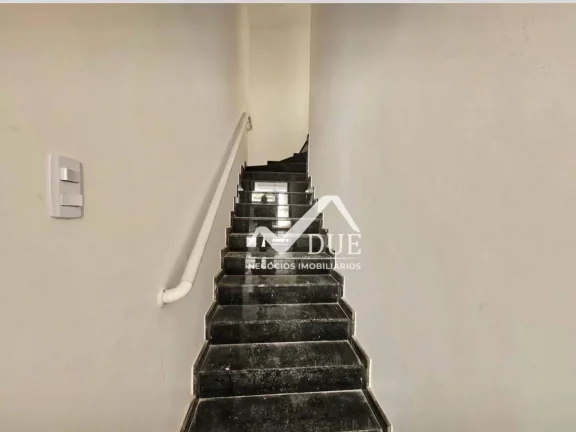 Imagem Casa sobreposta alta 3 dormitórios no Bairro Aparecida