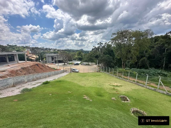 Imagem Chácara à venda em Piracaia/SP - Condomínio com Acesso à Represa!