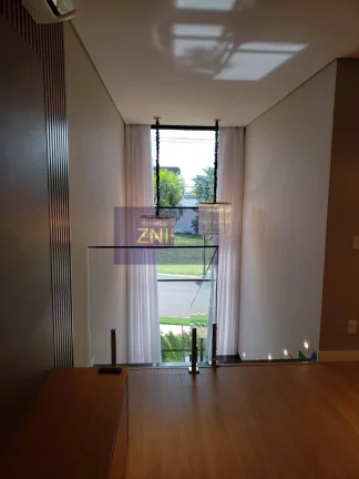 Imagem Casa Espetacular à Venda no Residencial Alto do Castelo I R 1404