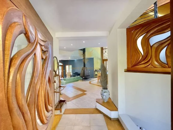 Imagem Casa em Condomínio a Venda no bairro Palos Verdes - Carapicuíba, SP