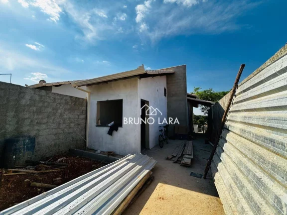Imagem Casa à venda em São Joaquim de Bicas, bairro Pousada das Rosas!