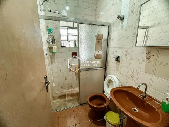 Imagem A poucos minutos das águas da Praia do Porto Novo, essa casa é o refúgio perfeito para quem busca...