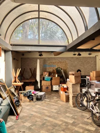 Imóvel comercial à venda, inclui instalações para restaurante. R$ 1.400.000