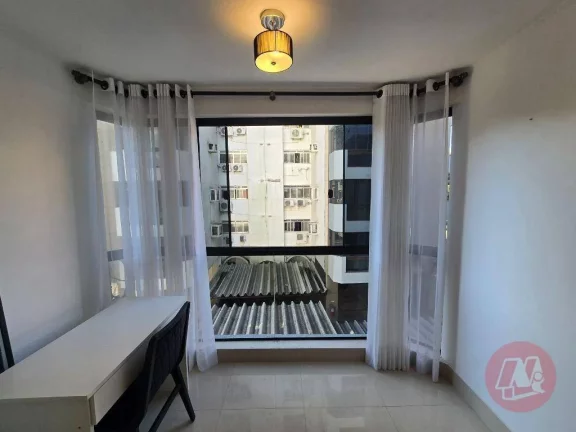 Imagem Apartamento com 2 dormitórios na Anita semi mobiliado