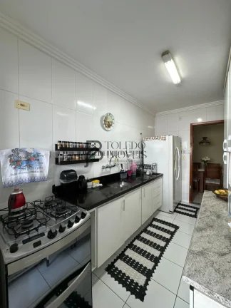 Imagem Apartamento 2 Dormitórios sendo 1 suíte no Bairro Guilhermina, Praia Grande!