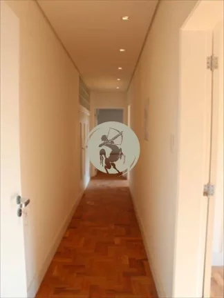 Imagem OPORTUNIDADE AMPLO E TOTALMENTE REFORMADO! O APARTAMENTO ACABA DE PASSAR POR UMA REFORMA COMPLETA, Q...