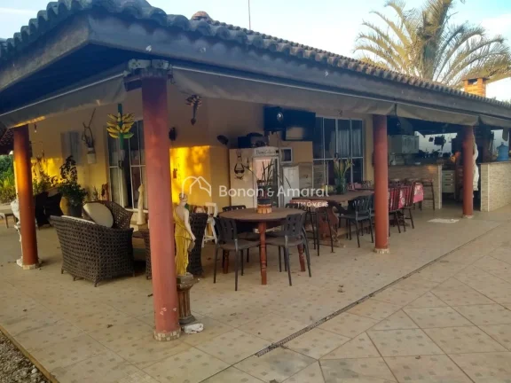 Imagem Chácara com1300 metros casa com 3 quartos sendo todos com suíte, bela área de churrasqueira com p...