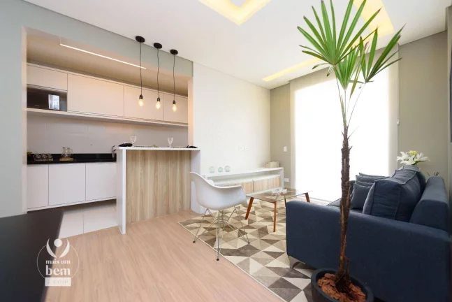 Imagem Apartamento com 3 quartos (1 suíte), sacada com churrasqueira à venda por R$ 777.000 - Mercês - Curitiba/PR