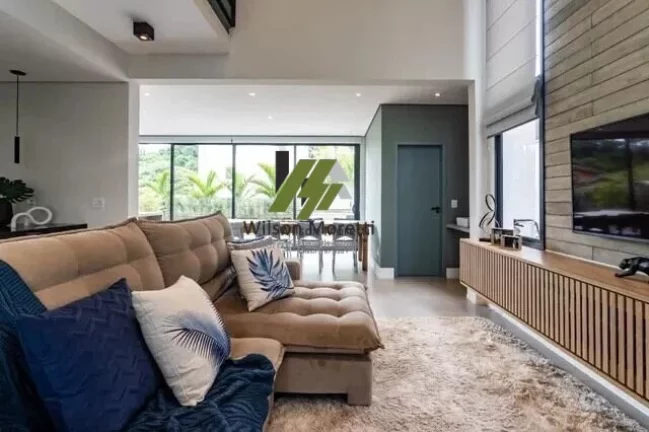 Imagem Linda Casa em Condomínio à venda em Itupeva/SP