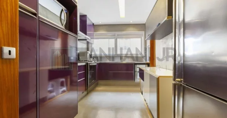 Imagem Apartamento de luxo para locação na Vila Nova Conceição, São Paulo-SP: 4 quartos, 3 suítes, 3 salas, 4 banheiros, 4 vagas, 180m².