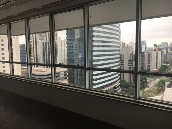 Imagem Laje Comercial de 181 m² com 5 vagas na Av. Engenheiro Luiz Carlos Berrini - Brooklin