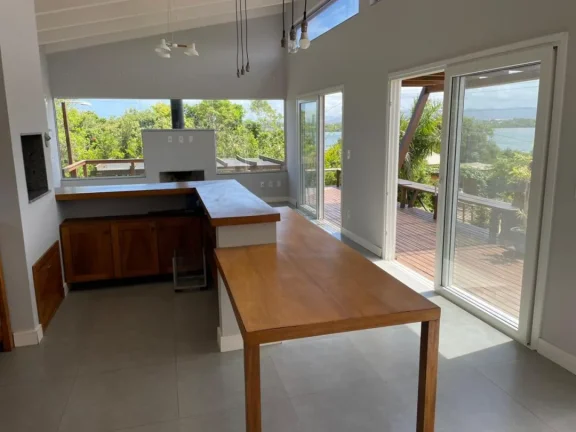 Imagem Casa com 2 Quartos à Venda, 110 m² em Imbituba - Imbituba