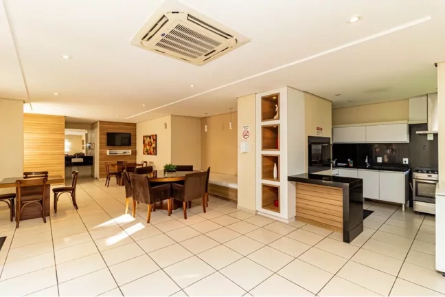 Imagem Apartamento à venda em Porto Alegre, Passo da Areia, com 2 quartos, 58m²
