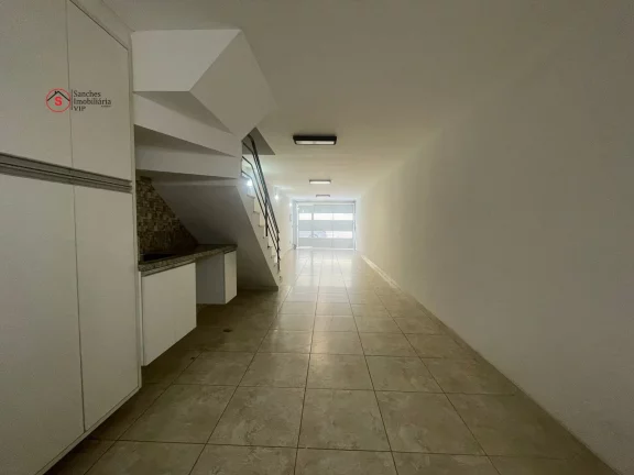 Imagem SOBRADO COM 3 DORMITÓRIOS, SENDO 3 SUÍTES, EM CONDOMÍNIO FECHADO NA VILA EMA. 161 METROS, 3 VAGAS DE GARAGEM.