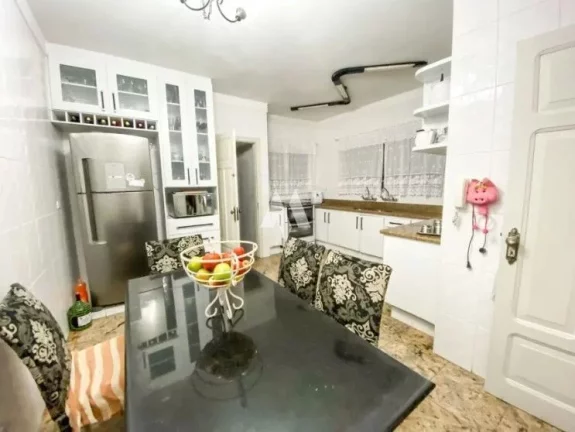 Imagem Sobrado com 3 quartos e 4 banheiros à Venda, 220 m² - Gonzaga em Santos