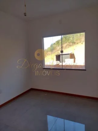 Imagem Casa em Condomínio para Venda em Teresópolis / RJ no bairro Albuquerque